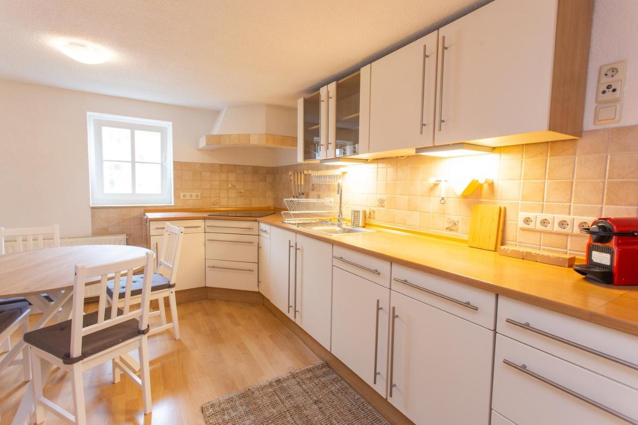 Fullhouse - Halle - Ku15 Apartments Экстерьер фото
